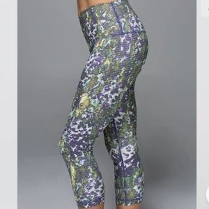 LULULEMON Women's Iris Wunder Under Crop Legging Luxtreme Activewear Multicolor